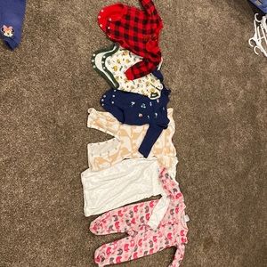 Lot of baby clothes size 0-6 months